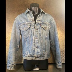 Vintage Levi’s blanket lined trucker jacket size 38